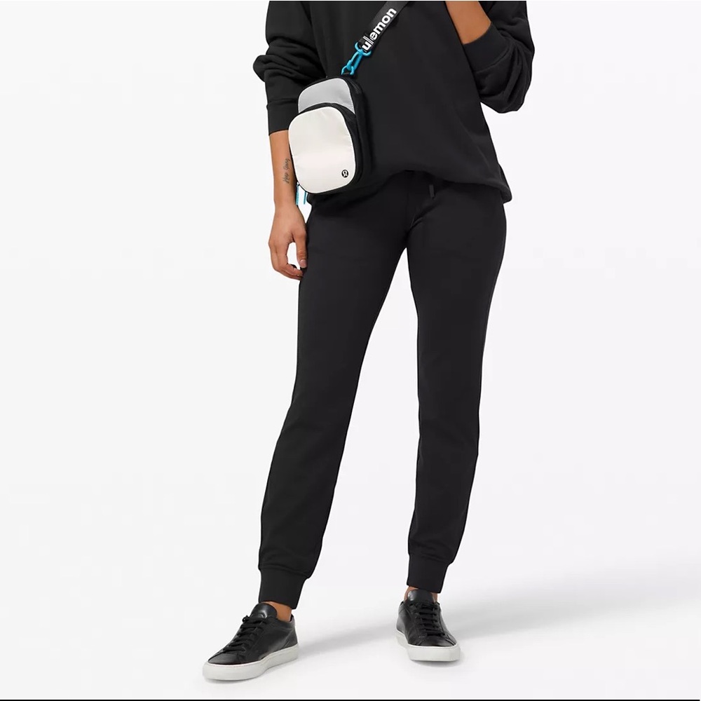 Ready to Rulu Lulu sweats